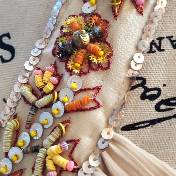 Backless Dress - Picture 5 of 8